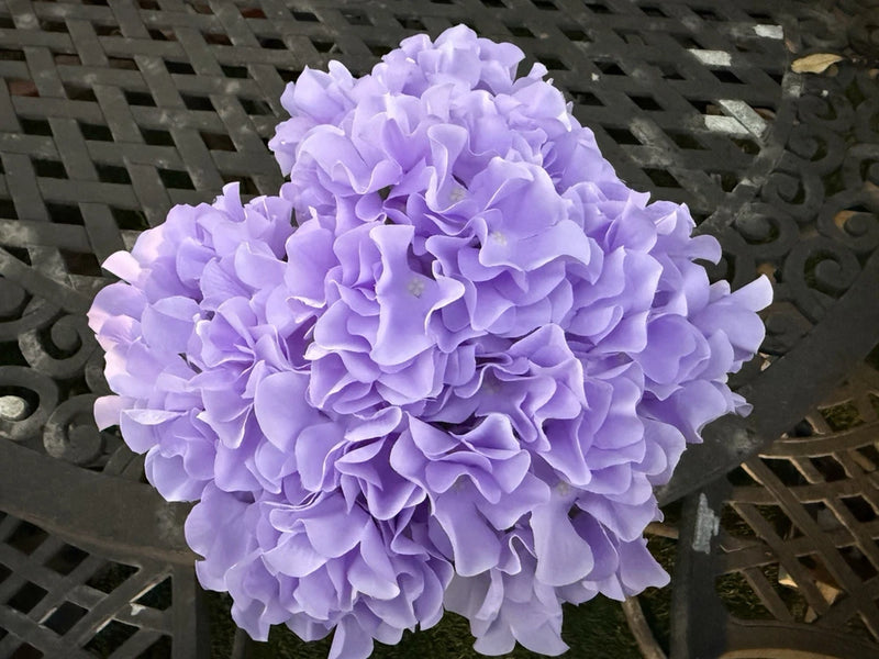 Artificial  Hydrangea Flowers Ð Lilac Faux Blooms Ð 7 Flower Stems per Bundle Hydrangea