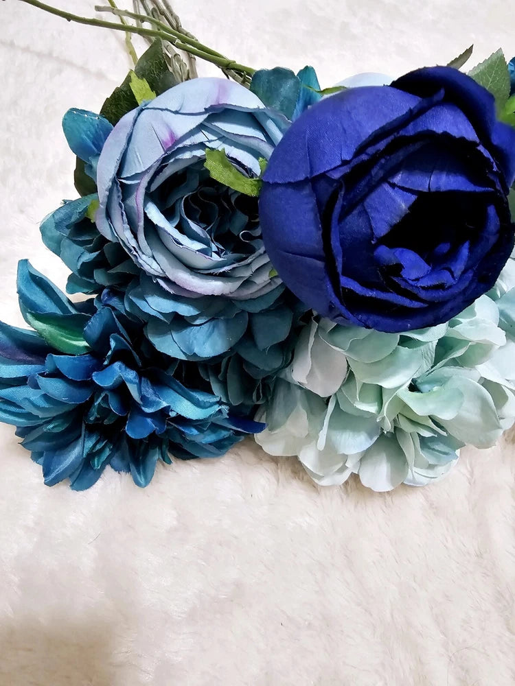 Artificial blue rose and hydrangea flower bouquet, 8-piece set, no vase