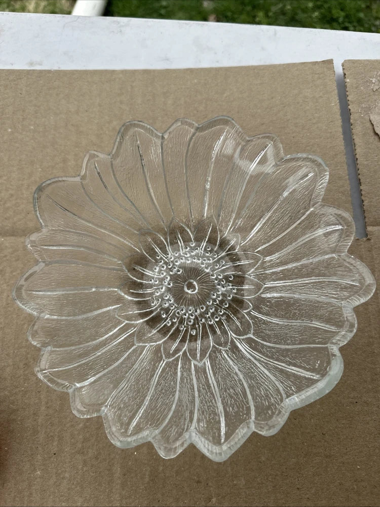 Vintage Indiana Clear Glass Sunflower Lily Pons Bowl Candy Dish Decor Sunflower