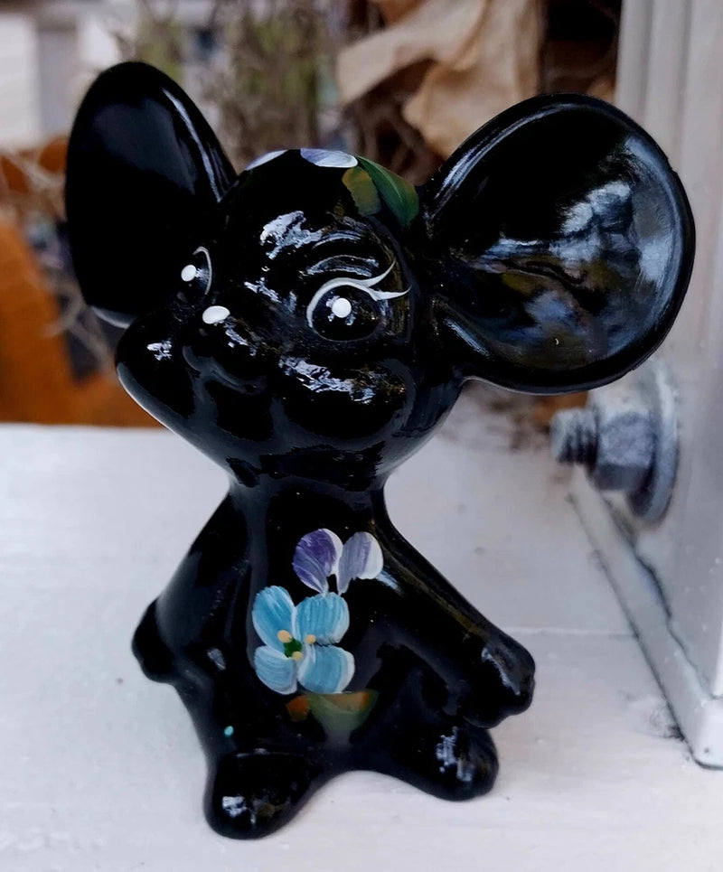 Fenton 2004 Blue Hydrangeas on Ebony Black Mouse Hand Painted #5148 QB With Box Hydrangea