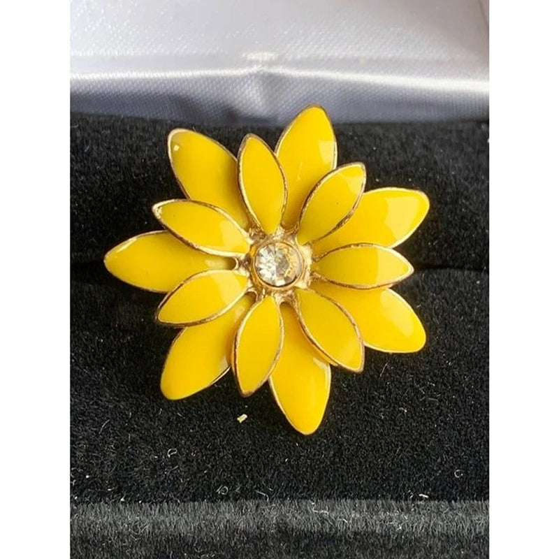 Vintage Yellow Sunflower Yellow Flower Ring Size 7 Sunflower