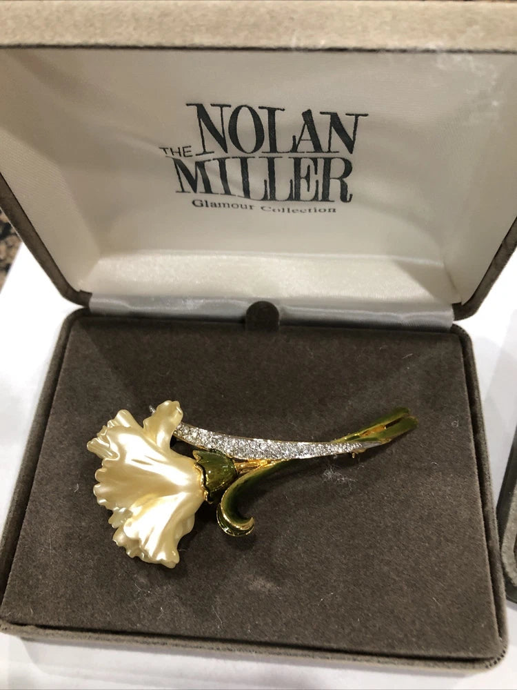 White Carnation crystals  Nolan Miller Vintage pin Carnation