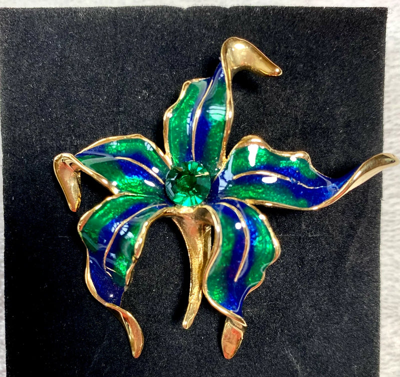 Vintage Lily Flower Pin in Emerald Green/Blue with a Green Rhinestone Center Lily