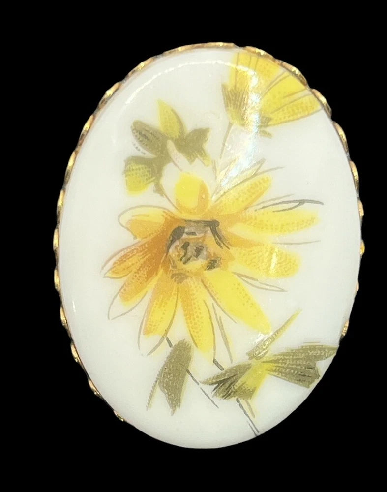 Vintage gold tone oval painted yellow sunflower flower leaves brooch pin Sunflower