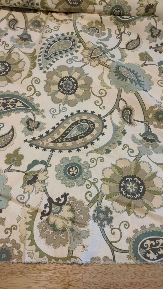 Richloom flower/pasliy fabric by the yard stock 15 Flowering Plants
