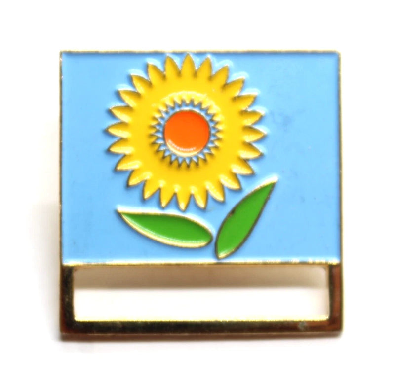 Yellow Sun Flower Pin Blue Sky Green Leaves Daisy Gold Tone Lapel Enamel Sunflower