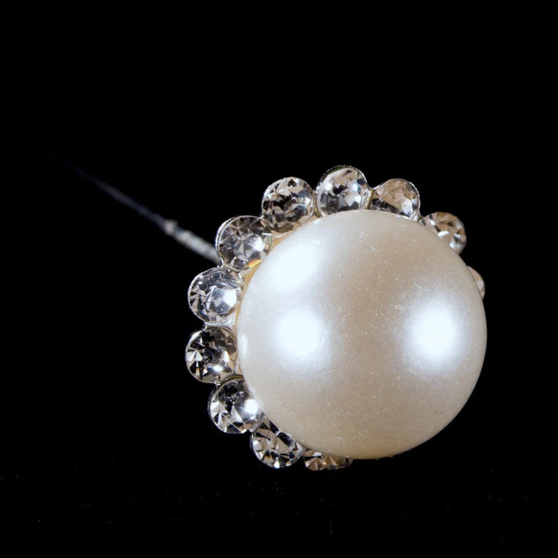 Bridal bouquet pick pin with pearl bead and rhinestone crystal halo