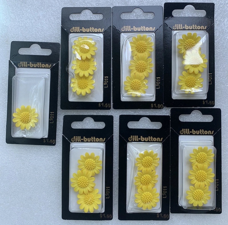 Lot Of 19 Yellow Flower Buttons Sunflowers Floral Daisies Dill Made In Germany Sunflower