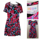 Lularoe AMELIA Red Floral Hydrangea Half-Sleeve Stretchy Knit Dress Size Medium Hydrangea