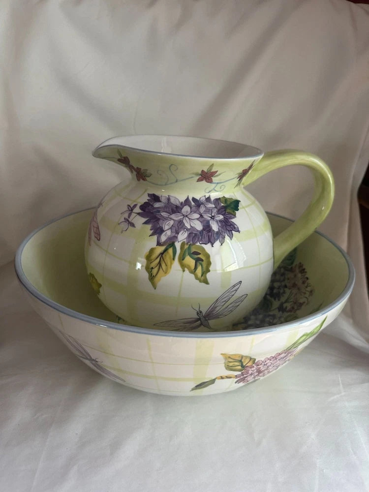 Zrike "Hydrangea Garden" hand-painted ceramic pitcher and bowl Hydrangea