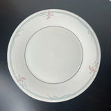 Royal Doulton Carnation H5084 Dinner Plate 10" Fine Bone China England Vintage Carnation