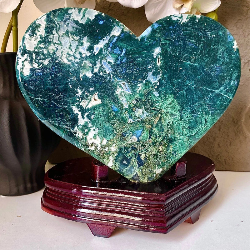 5.33LB Natural green aquatic plant heart-shaped crystal specimen Green Plant