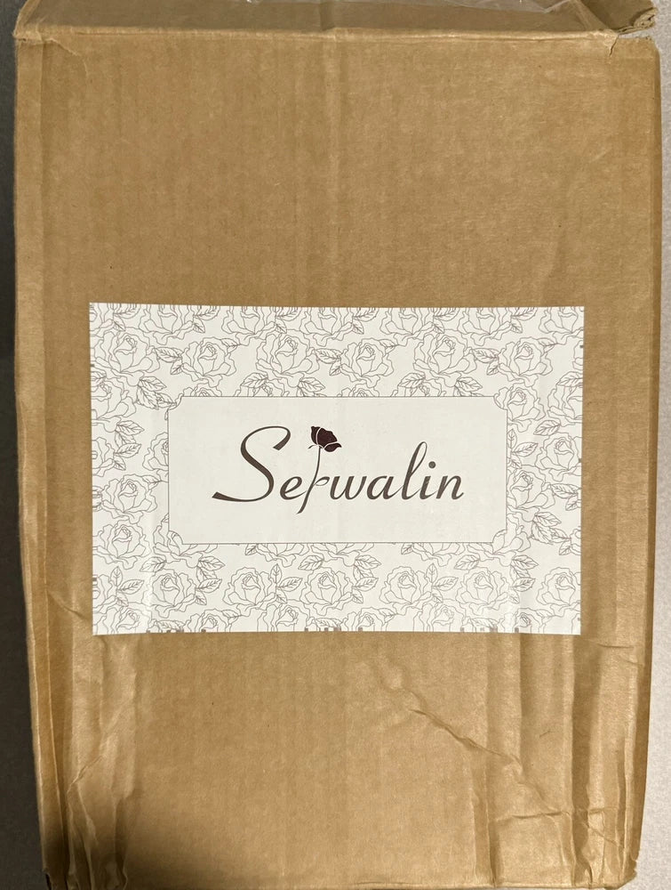 Wedding bouquet set of 2 with Serwalin label on brown kraft shipping bag