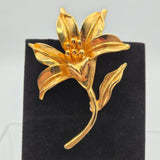 Vintage FLORAL Brooch Gold Tone Lily Flower Statement Pin 3x1.75 Elegant Lily