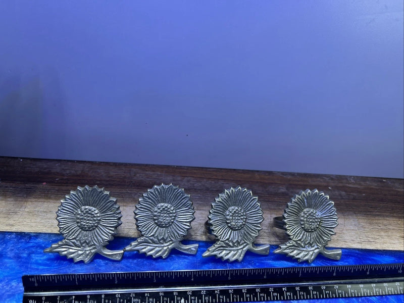 Vintage Set 4 Flower Sunflower Metal Napkin Rings Made In India Sunflower