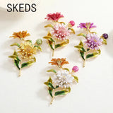 Creative Daisy Flower Enamel Brooches Pins For Women Plant Elegant Pin Jewelry Roses