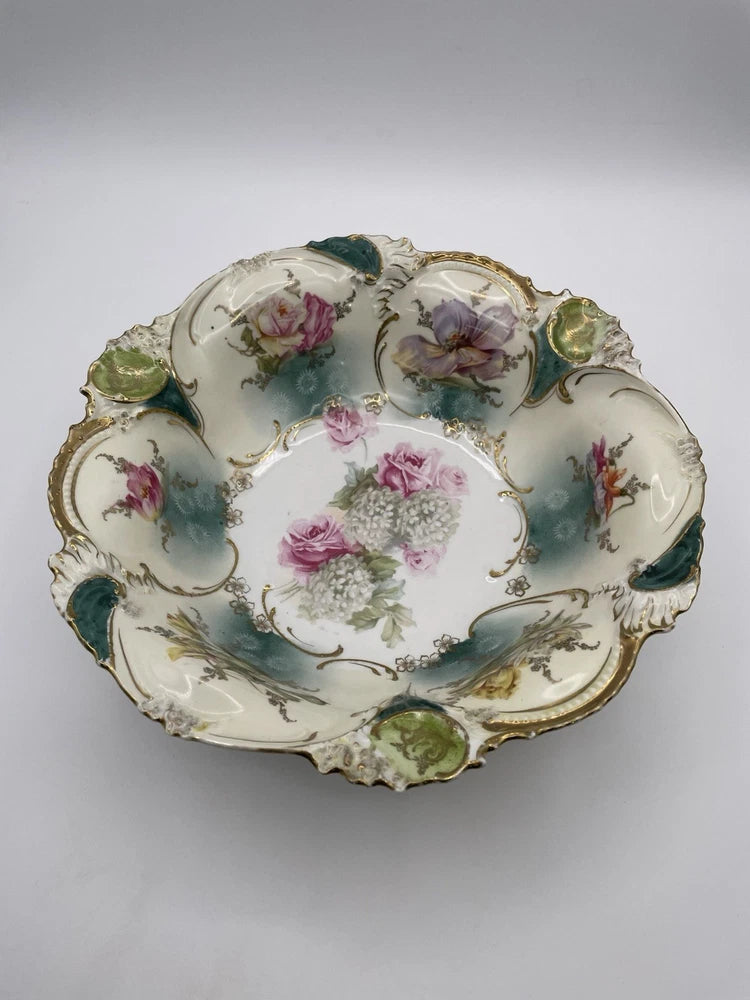 RS Prussia Bowl Carnation Or Ripple Mold Rose Pattern With Green/Gold Accents Carnation