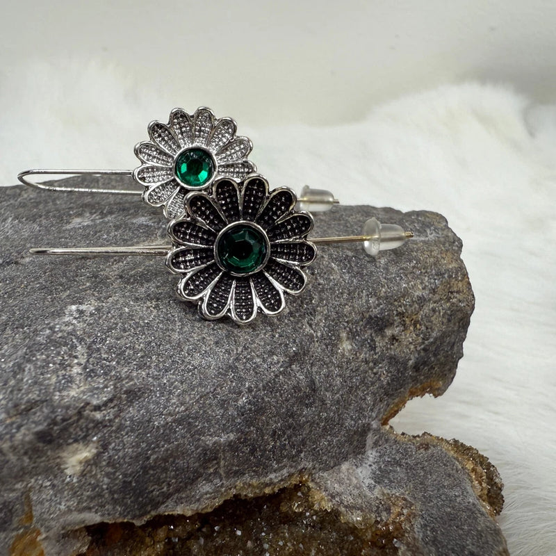 3D Sunflower Flower Pierced Earrings w/ Green Rhinestone Silver Tone Sunflower