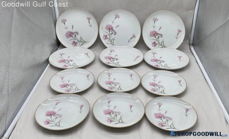 6 Royal Court Carnation Pattern Japan Dinner or Salad Plates Carnation