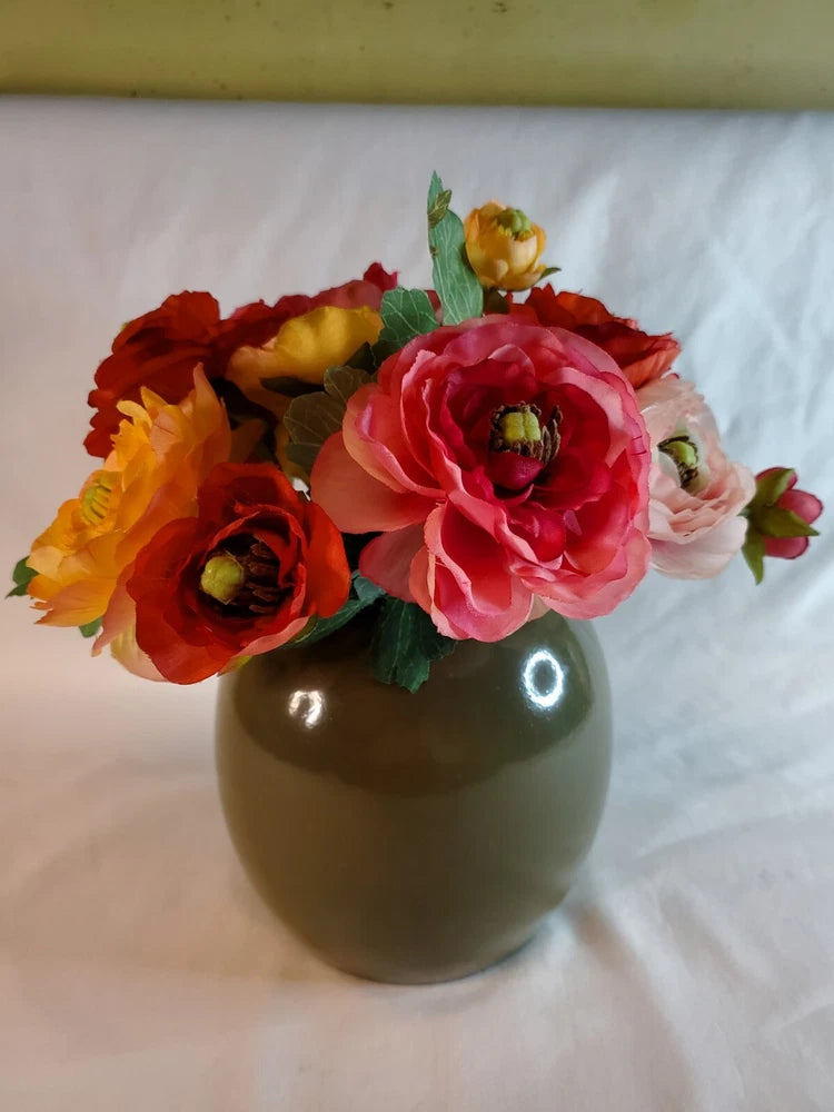 Pier 1 Imports Ranunculus Flower Bouquet Arrangement in Ceramic Pot Ranunculus