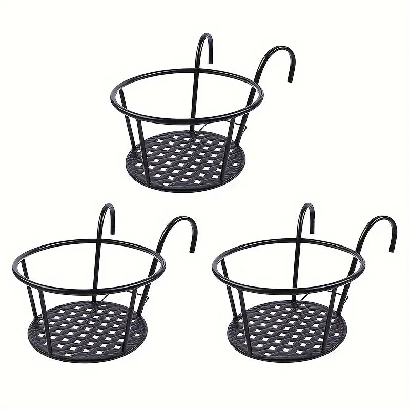 Set of 3 black metal hanging flower pots with hooks and mesh basket, round design