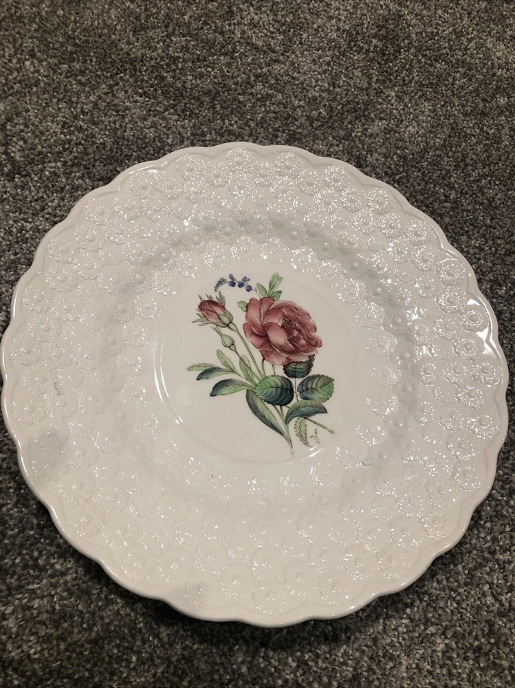 Copeland SPODE England Ranunculus Rose No 11 White Embossed 9Ó Dinner Plate Vtg Ranunculus