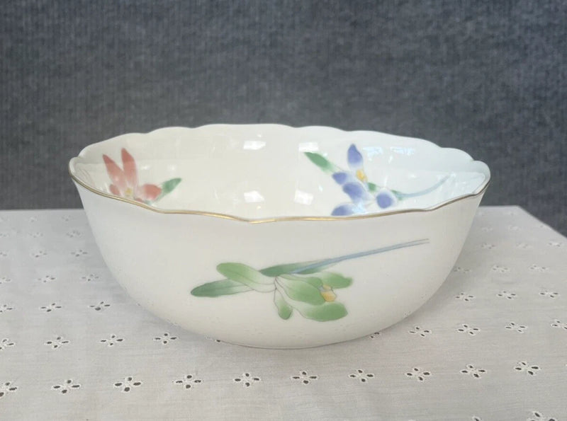 Ivory china vegetable bowl with painted lily flowers and thin gold rim, 8.5 in