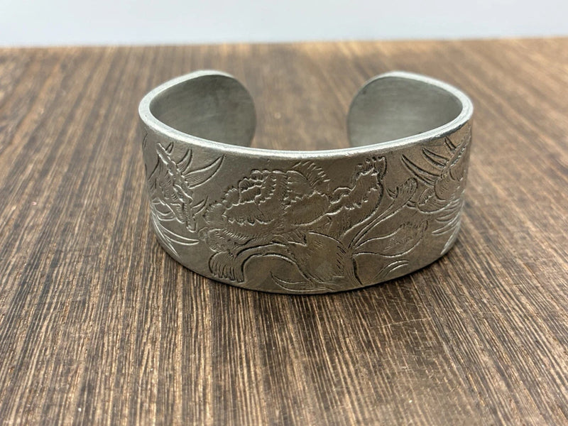 Salisbury Pewter Cuff Bracelet | Carnation ÒJanuaryÓ Flower Of The Month Carnation