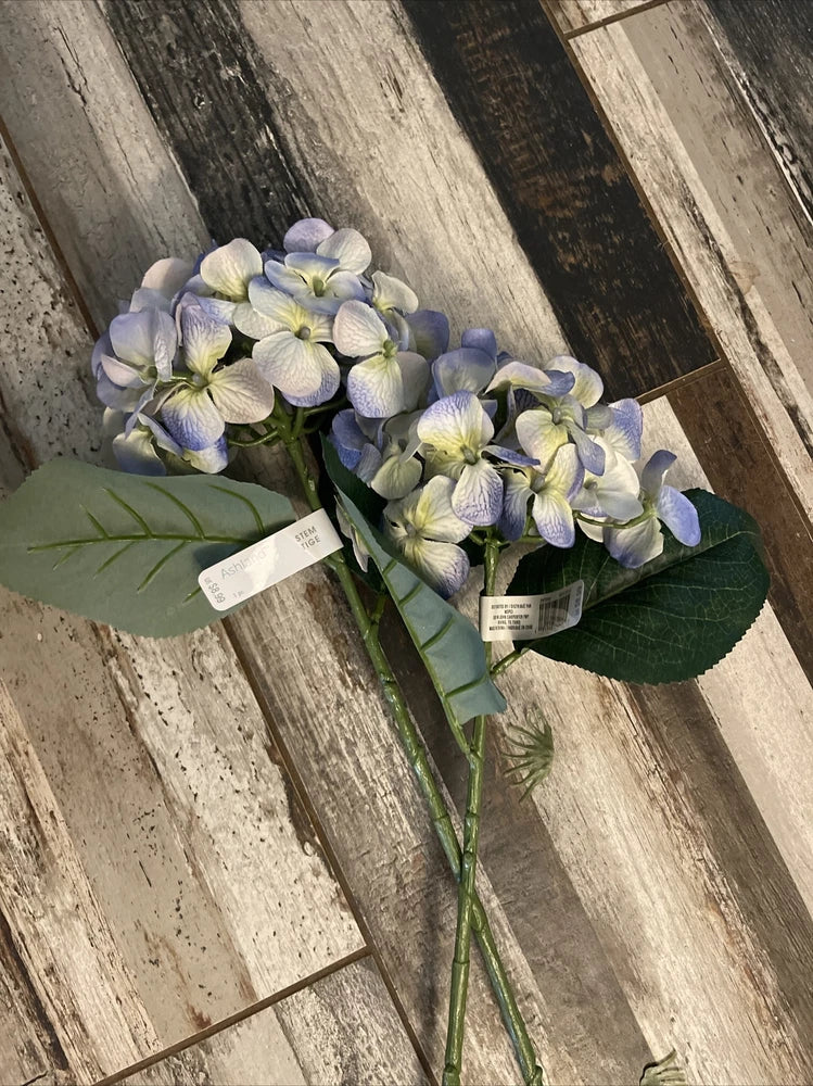 Set of 2 Ashland Light Blue Artificial Hydrangeas 25Ó Each B1 Hydrangea