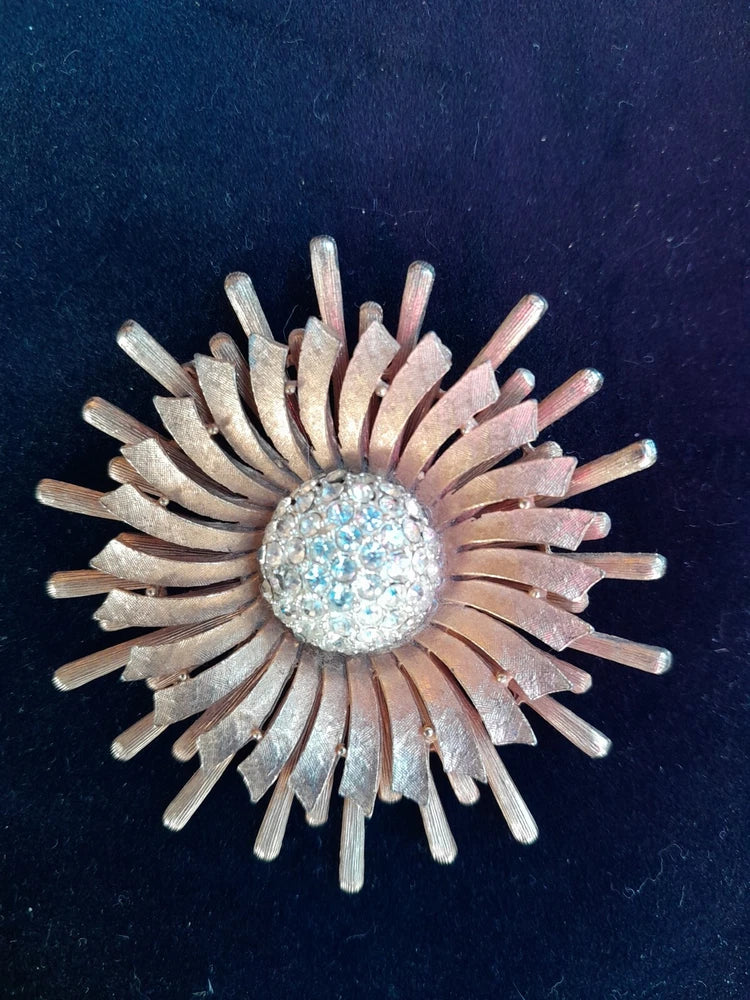 Rhinestones Vintage Sunflower Style Broach  Pin, Lapel Sunflower
