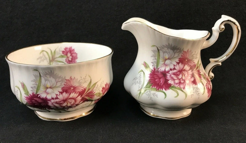 Paragon Flower Festival K Carnations Fine Bone China Creamer Jug & Sugar Bowl Carnation