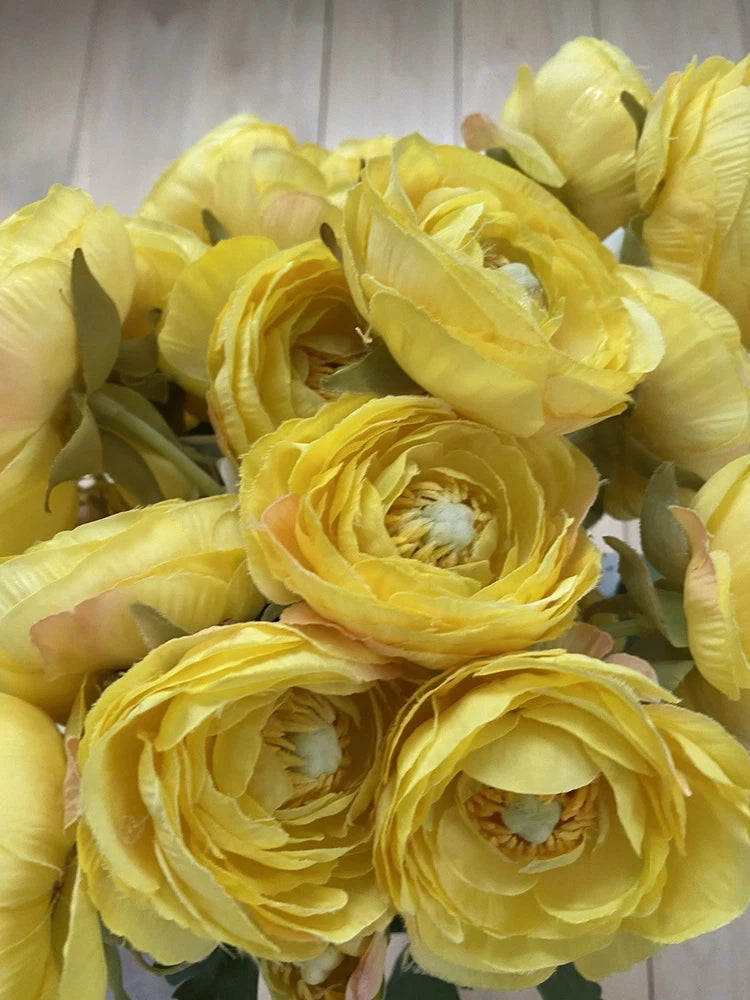 Real Looking 18 Count, Yellow Ranunculus Faux Flower Spray 19Ó Long Ranunculus
