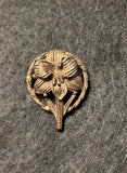 Flower In A Circle Brooch Pin Gold Tone Lily Lily