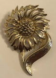 Gold tone Sunflower Brooch Pin Costume Jewelry Unbranded Sunflower