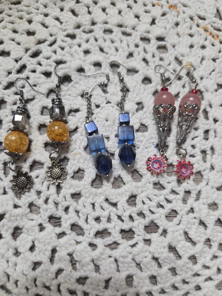 3 Pieces Earrings Handmade New, Yell,sunflower, Blue Pinkss Sunflower
