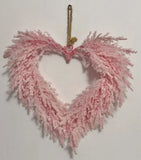 Candy Pink Faux Pampas Grass Heart Shaped Hanging Wreath 10.5Ó Pampas Grass