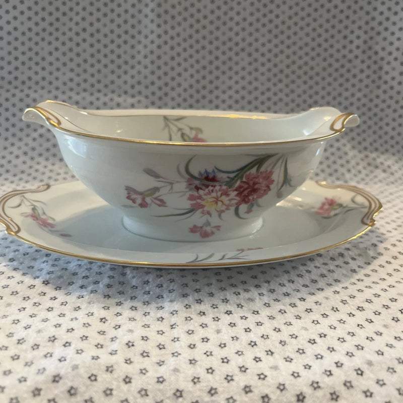 Noritake Porcelain Gravy Boat White Carnations Print Length 9in Height 3in Carnation