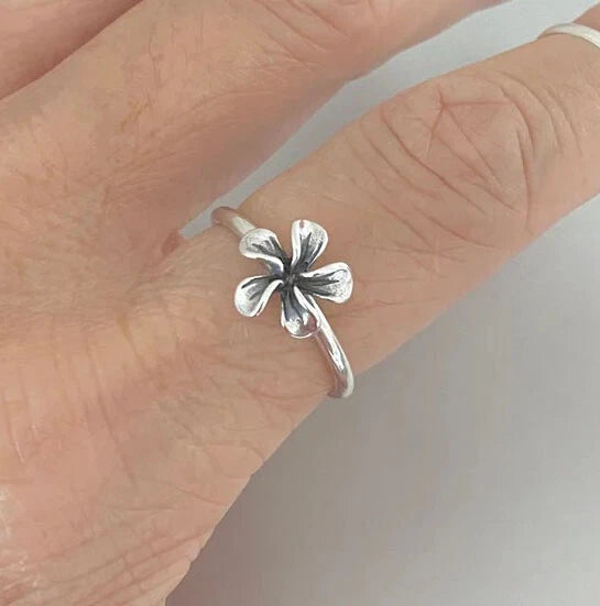 925 Sterling Silver Lily Flower Ring, Statement Ring, Beautiful Silver Boho Ring Lily