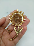 __Vintage Looped Gold Wire Mesh Sunflower Brooch.  1980s. Sunflower