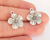 2 Flower Dangle Daisy Charms Antique Silver Plated jewelry Accessories G22445 Daisies