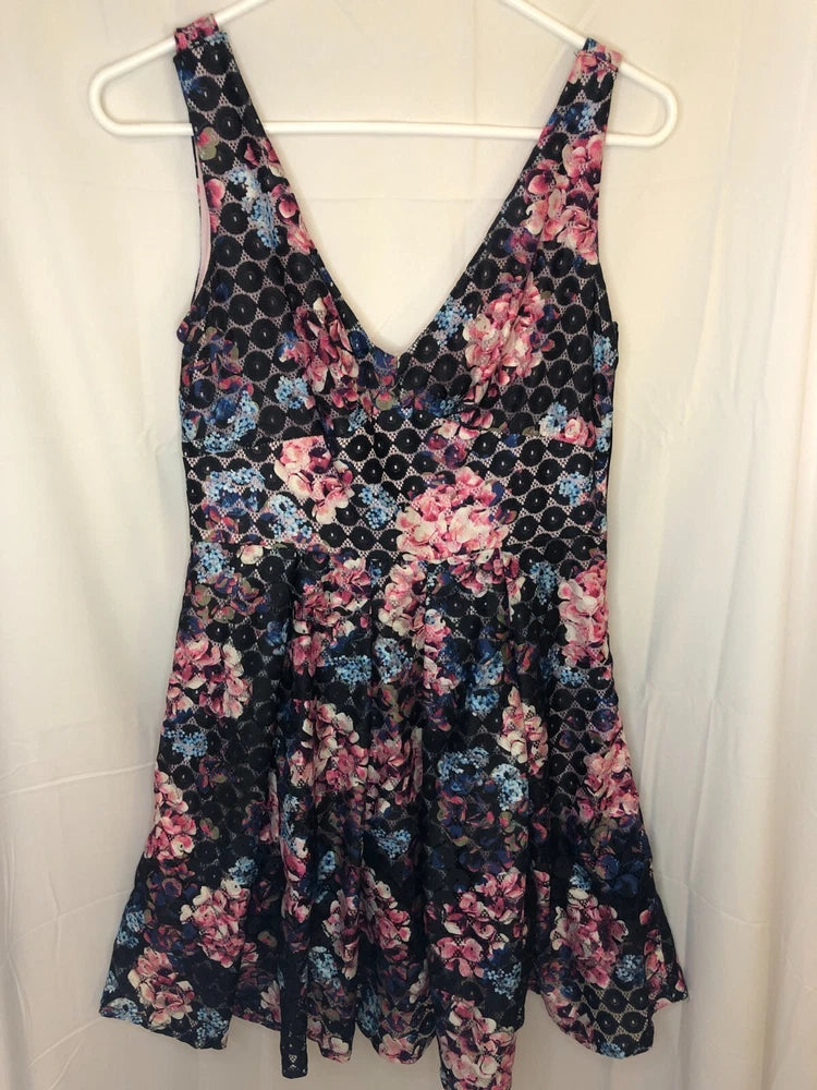 Betsey Johnson Dress black pink Floral Sz 6 Hydrangea garden Party Hydrangea
