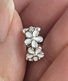 New 100% Original PANDORA Brand 791495EN12 White Daisy Flower Spacer Charm Daisies