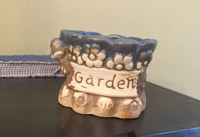 Blue and tan floral ceramic plant pot with 'Garden' text, small size