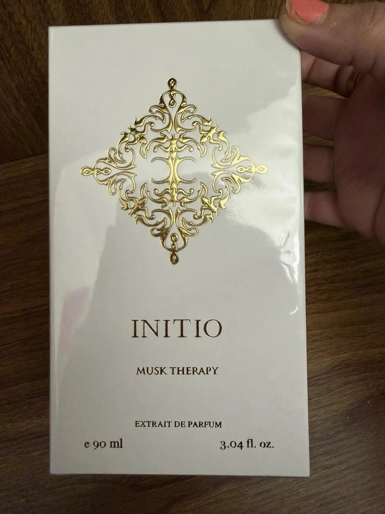 Initio Musk Therapy extrait de parfum box, gold emblem on cream, 3.04 fl oz