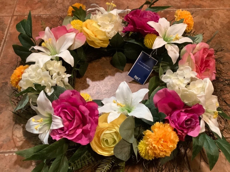 Pier 1 Imports 18" Faux Roses Lilies Carnations Mix Floral Decorative Wreath NWT Carnation