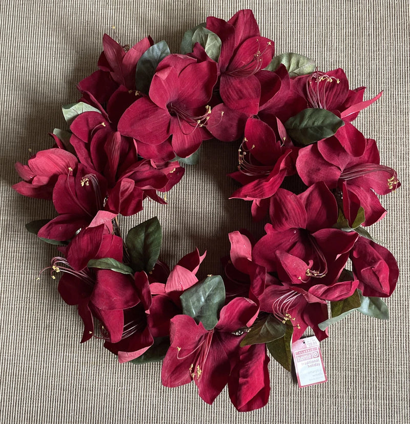 18-inch red amaryllis flower wreath with ribbon and green leaves