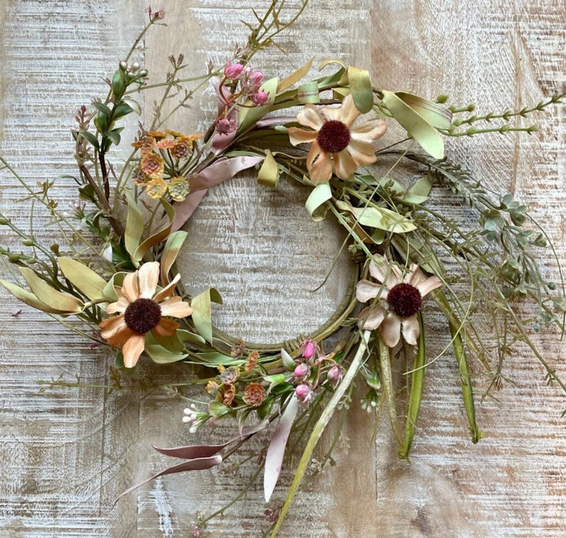 New Primitive Prairie Grass TEA STAIN DAISY CANDLE RING Floral Wreath 4" Daisies