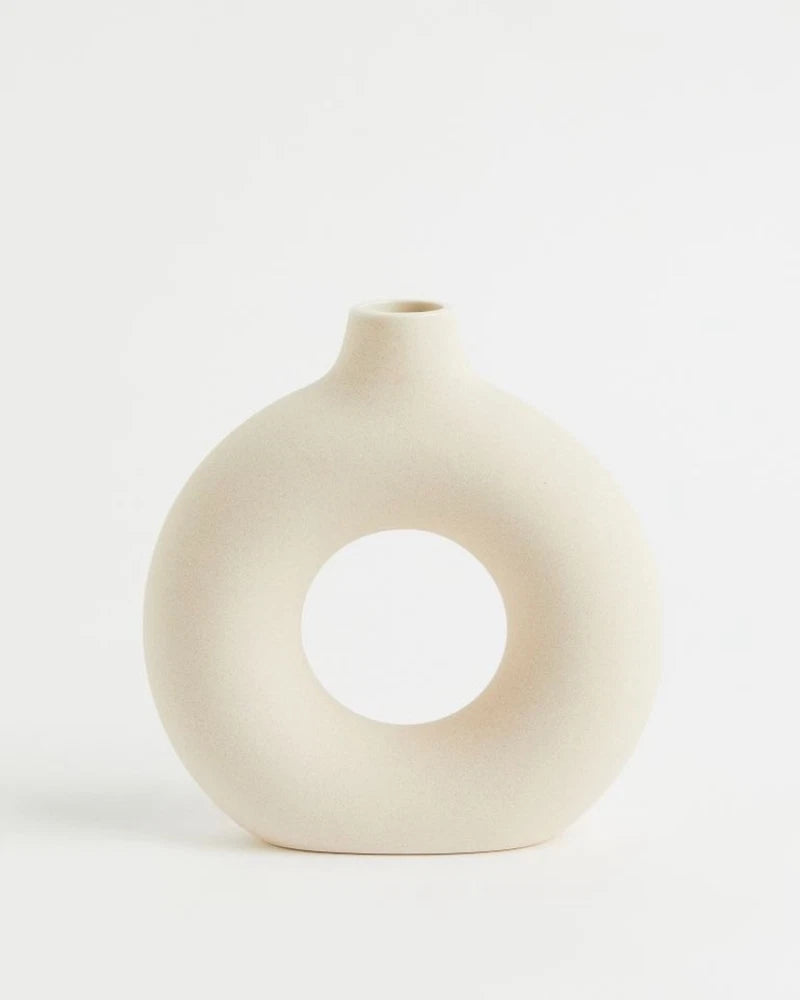 White Ceramic Donut Vase for Pampas Grass Dried Flowers Pampas Grass