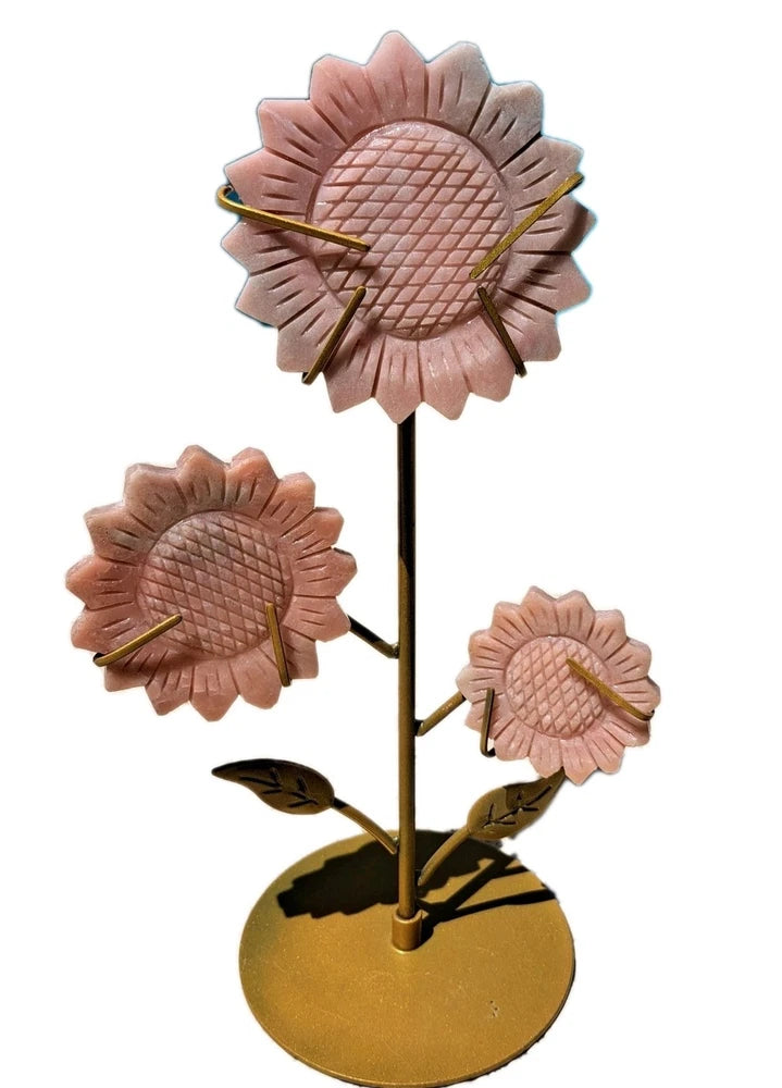 Pink sunflower yard stake set with three blossoms on gold metal stand base