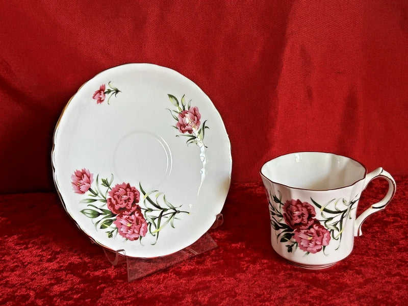 Royal Avon The Carnation Flowers of Shakespeare Teacup Set Bone China Hammersley Carnation
